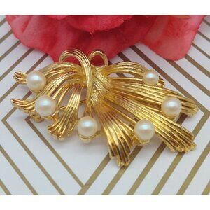 Vintage 1980's M JENT Gold Tone Art Deco Simulated Pearl Spray 2.5" Brooch Pin